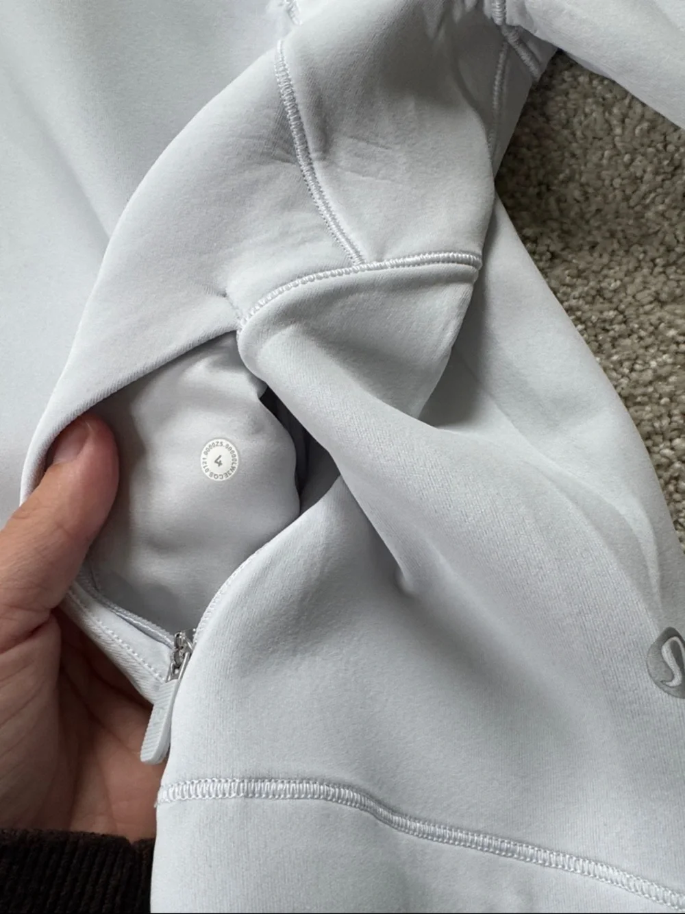 LULULEMON Light Blue Grey Doftstreme Cropped Pullover Hoodie  4/XS - Picture 3 of 4